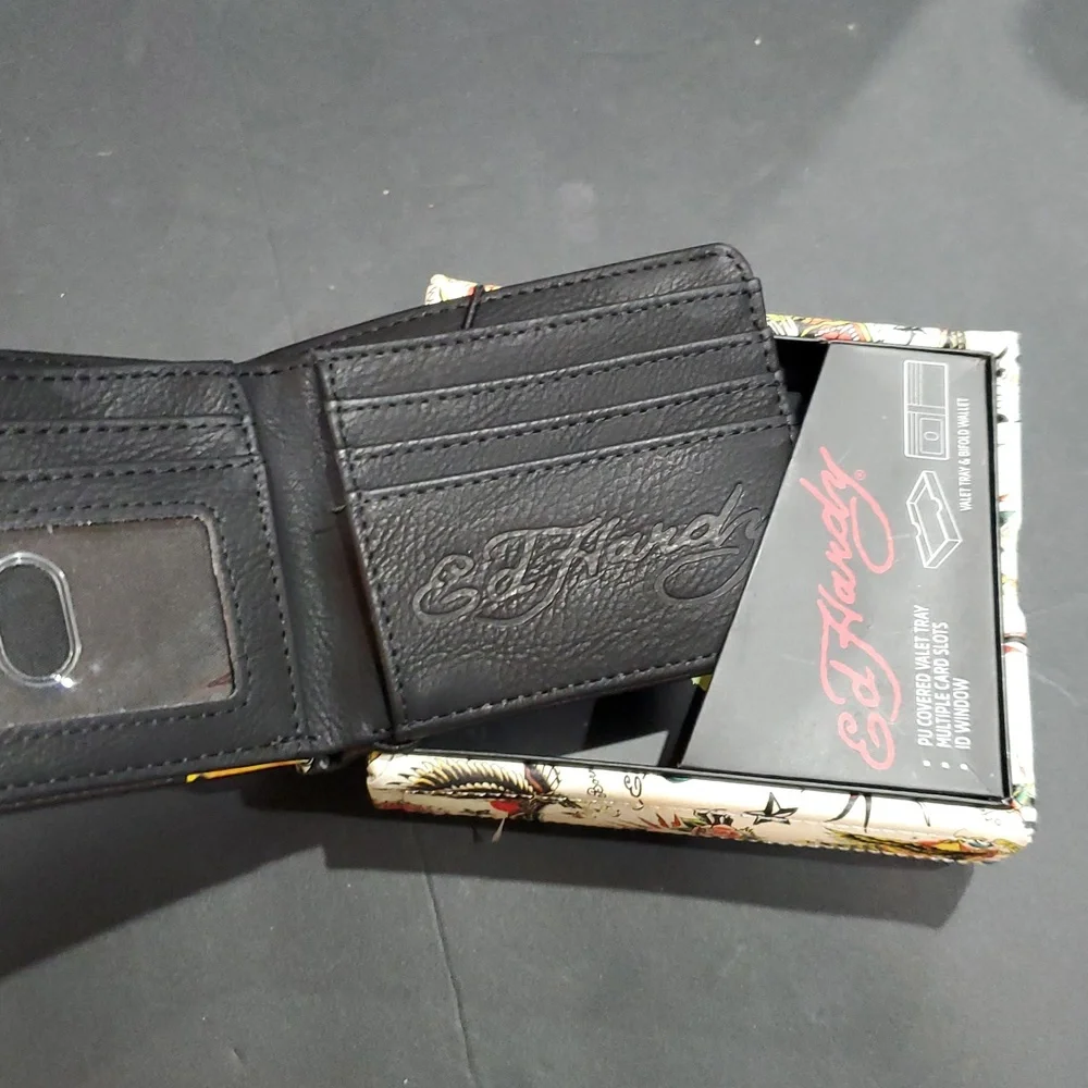 Ed Hardy‎ black iconic Ed Hardy tiger printed bifold wallet with valet tray new